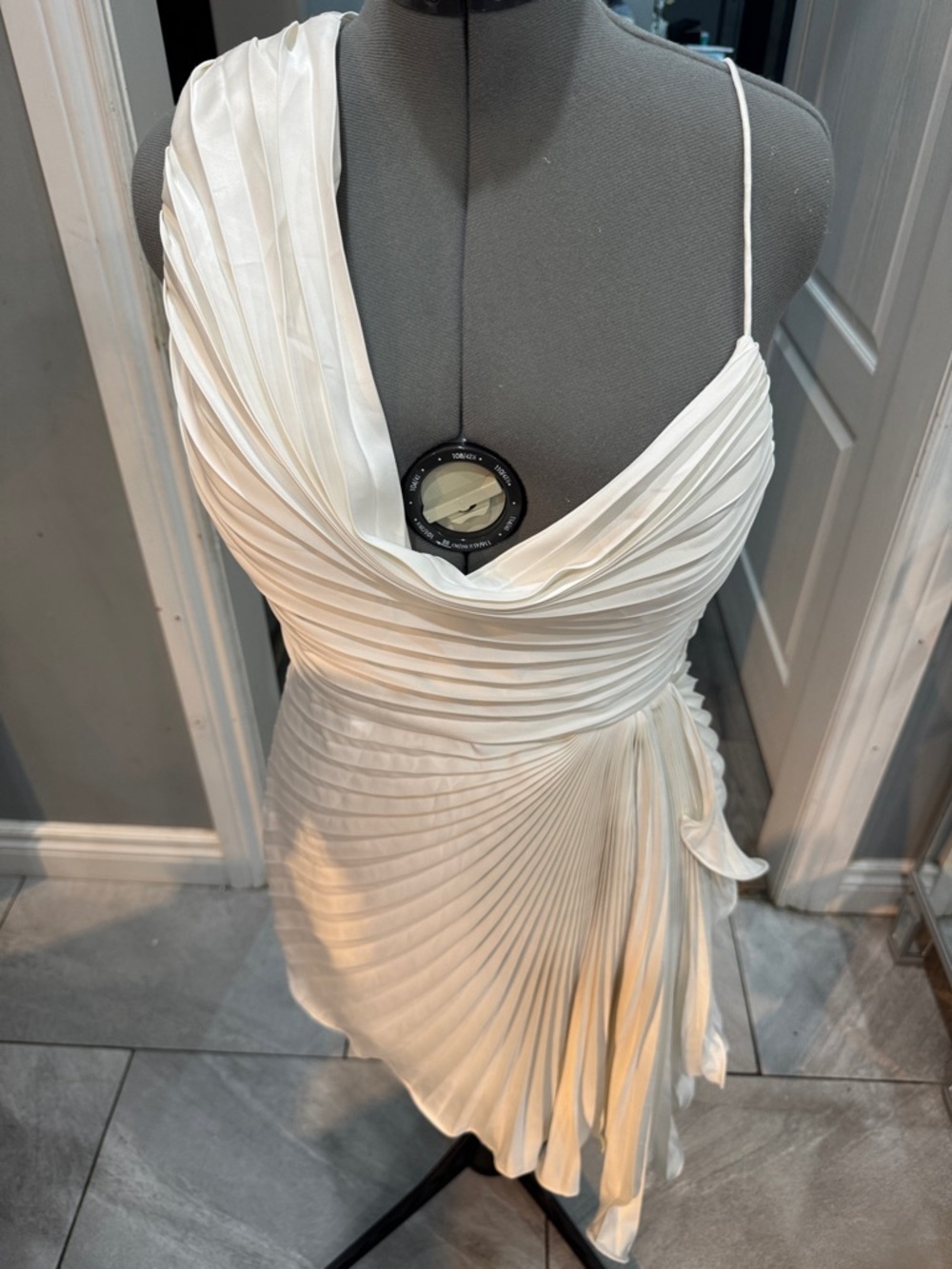 AMUR Gwenn Pleated Mini Dress - Picture 4 of 6
